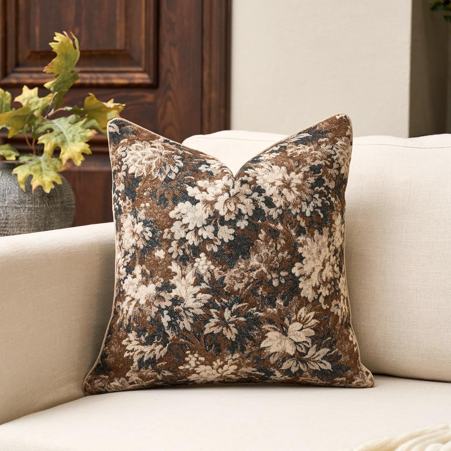 Amazon.com: Yangest Neutral Floral Pillow Cover 18 x18 Inches, Vintage Chenille Square Throw Pillow Cover Soft Decorative Farmhouse Accent Couch Pillow Cover for Living Room Bedroom, Coffee Brown : Home & Kitchen