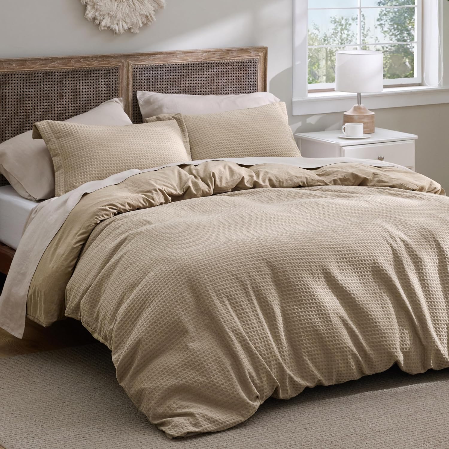 Amazon.com: Bedsure Textured Duvet Cover King Size, Soft & Breathable Comforter Cover for All Season, 3 Pieces Wrinkle-Resistant Zipper Bedding with 8 Corner Ties, Khaki : Home & Kitchen